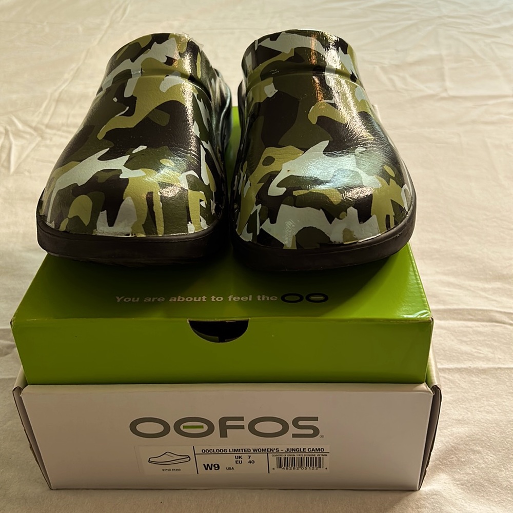 Oofos